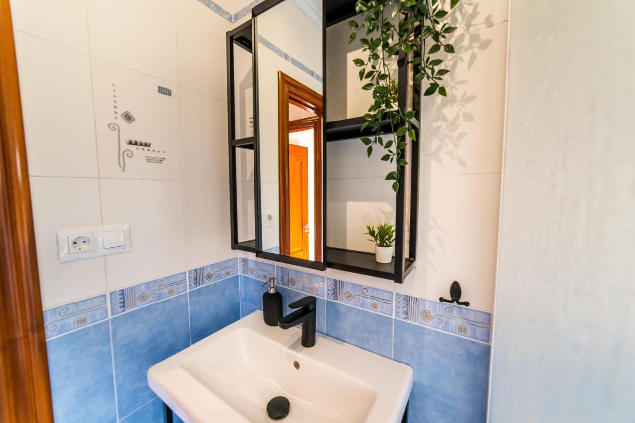 Casa Lopez Bed & Breakfast Avilés Eksteriør bilde