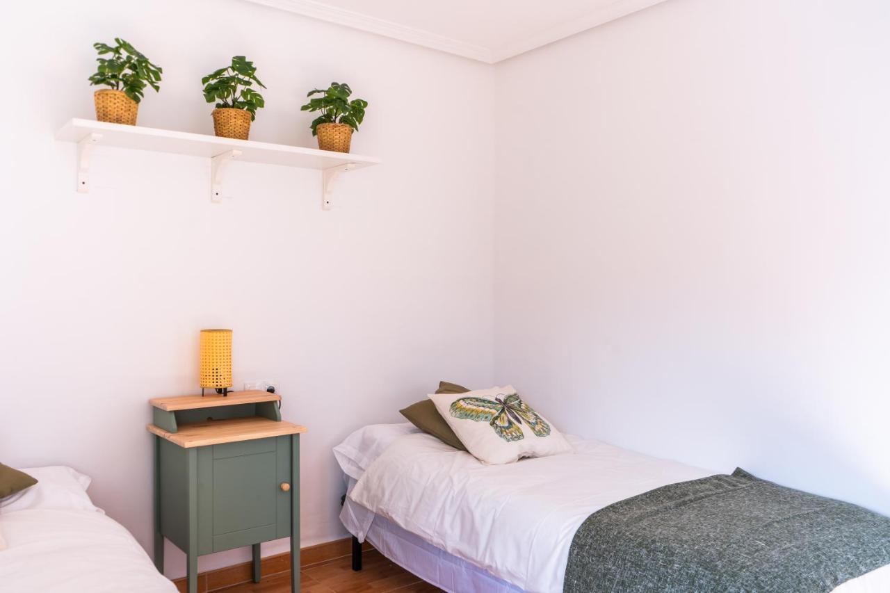 Casa Lopez Bed & Breakfast Avilés Eksteriør bilde