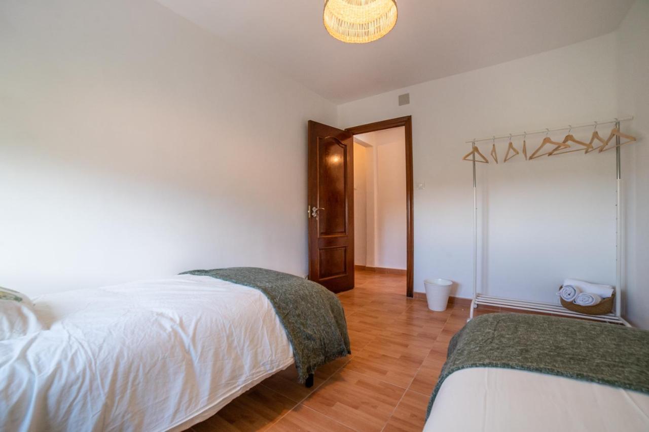 Casa Lopez Bed & Breakfast Avilés Eksteriør bilde